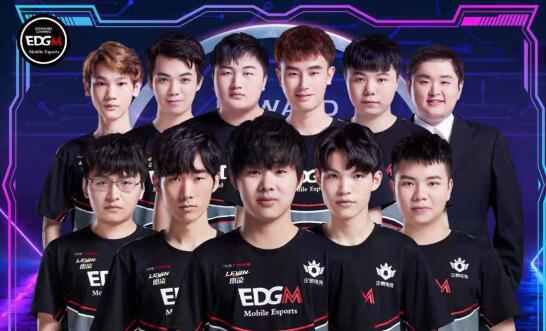 担任首发角 担任首发角