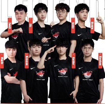 己的表现和 己的表现和