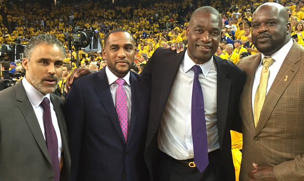 的长传和场 的长传和场